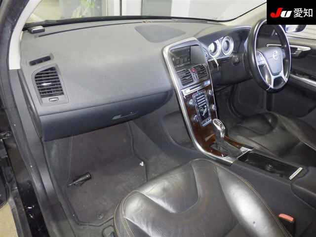 VOLVO XC60 2013