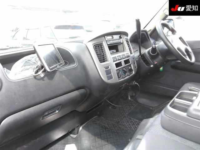NISSAN CARAVAN VAN 2010