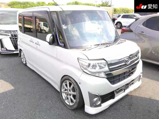 DAIHATSU TANTO 2015