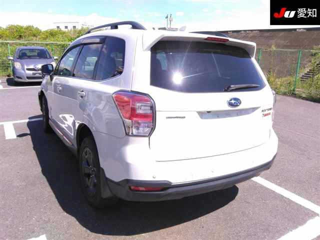 SUBARU FORESTER 2017