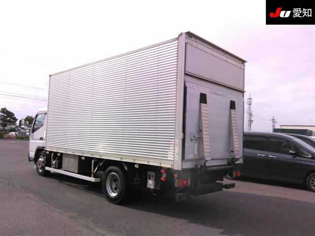 MITSUBISHI CANTER 2011
