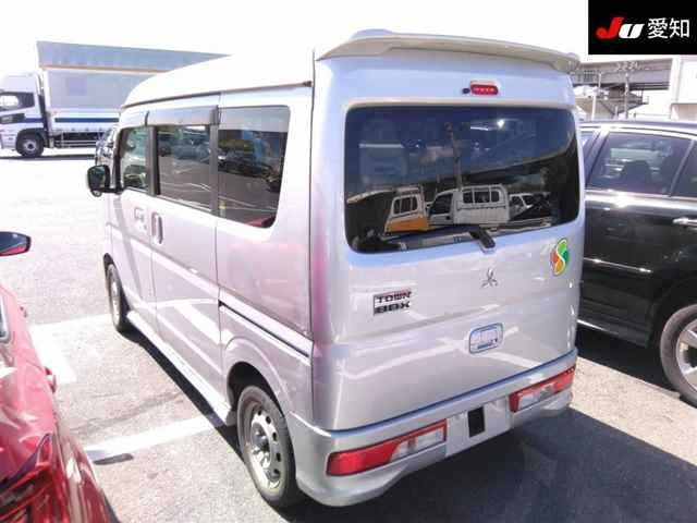 MITSUBISHI TOWNBOX 2018