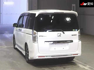 HONDA STEP WAGON 2014