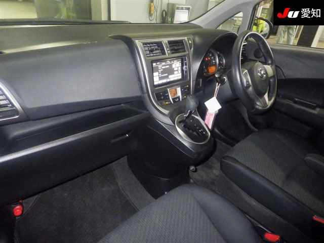 TOYOTA RACTIS 2012