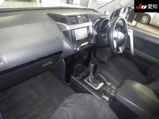 TOYOTA LAND CRUISER PRADO 2016