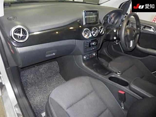 MERCEDES BENZ B CLASS 2013