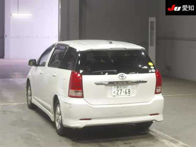 TOYOTA WISH 2008
