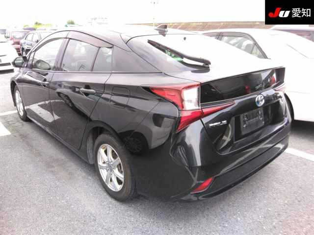 TOYOTA PRIUS 2021