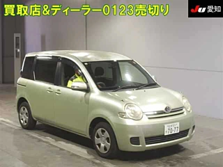 TOYOTA SIENTA 2009
