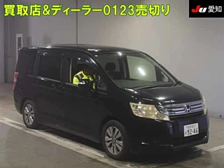 HONDA STEP WAGON 2010