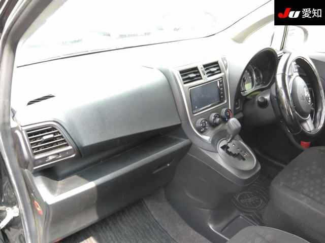 TOYOTA RACTIS 2012