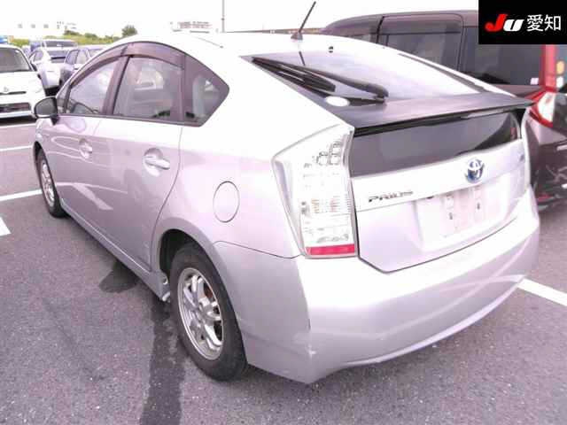 TOYOTA PRIUS 2011