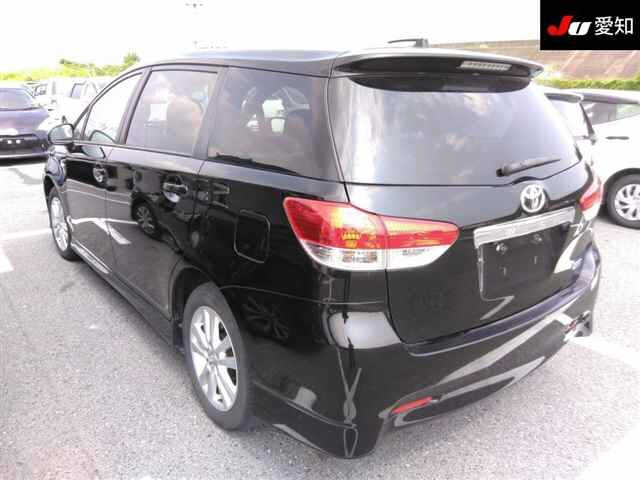 TOYOTA WISH 2009