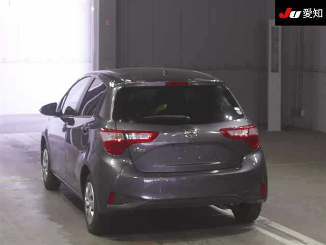 TOYOTA VITZ 2019