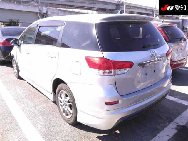 TOYOTA WISH 2012