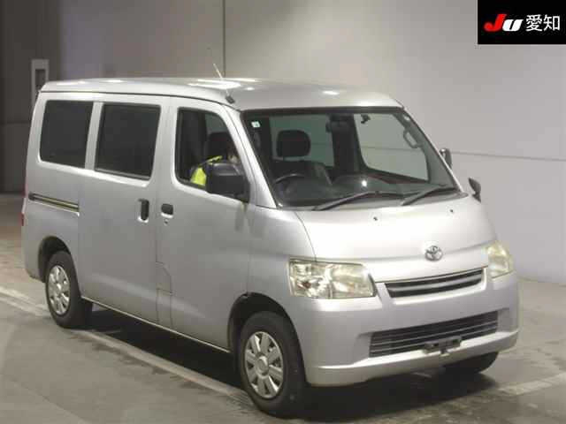 TOYOTA TOWN ACE VAN 2013