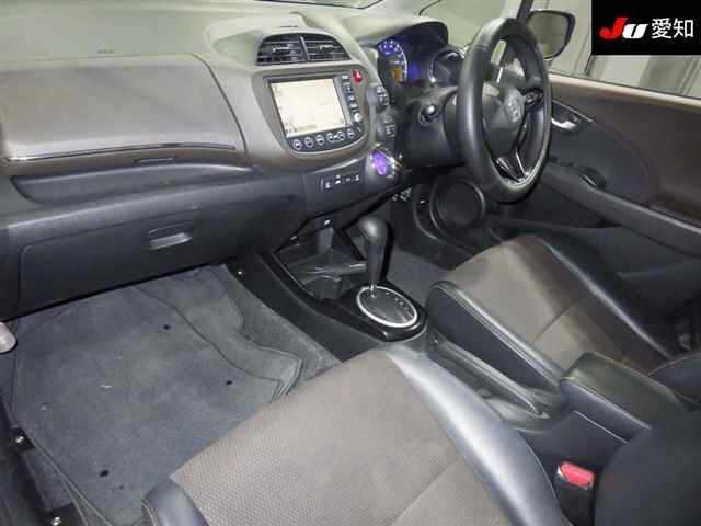 HONDA FIT SHUTTLE 2011