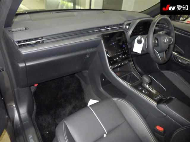 LEXUS LBX 2024