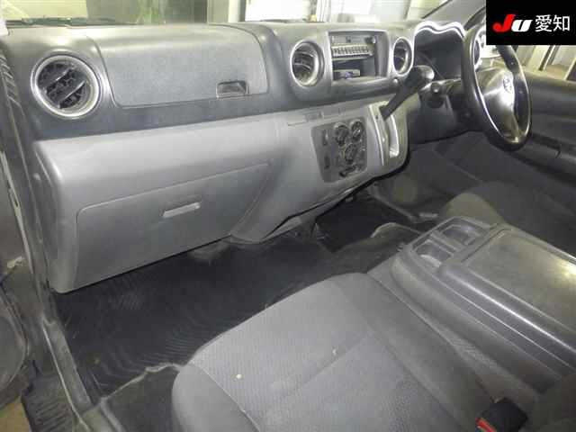 NISSAN CARAVAN VAN 2015