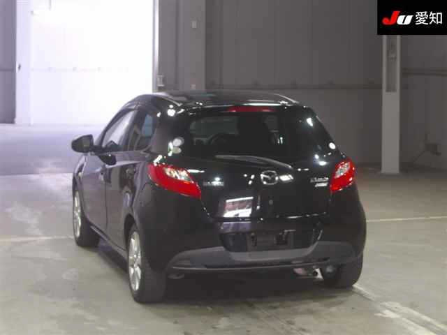MAZDA DEMIO 2013