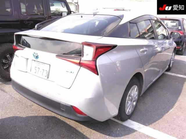 TOYOTA PRIUS 2021
