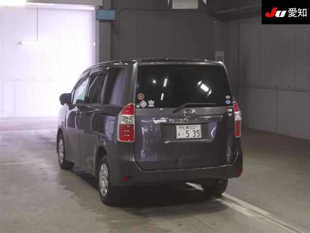 TOYOTA NOAH 2009