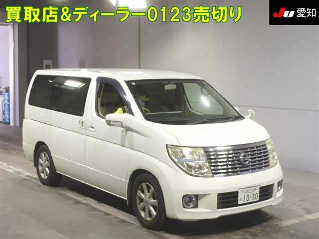NISSAN ELGRAND 2010