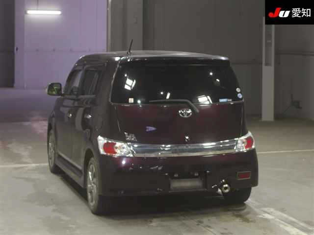 TOYOTA BB 2012