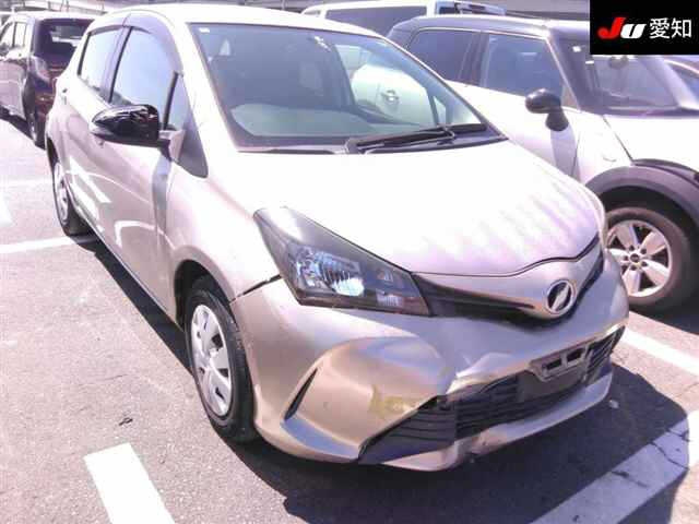 TOYOTA VITZ 2014