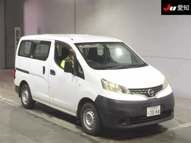 NISSAN NV200 2014
