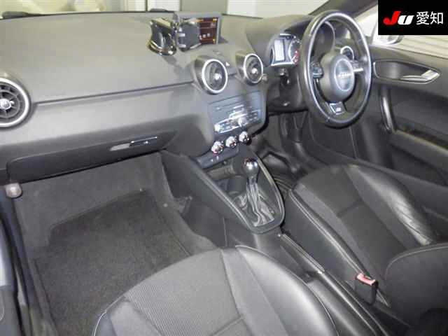 AUDI A1 2012