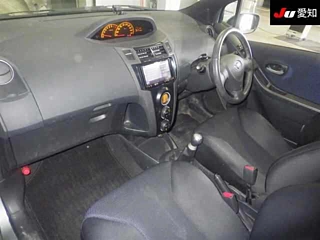 TOYOTA VITZ 2008