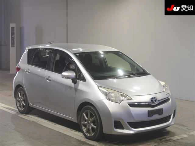 TOYOTA RACTIS 2013