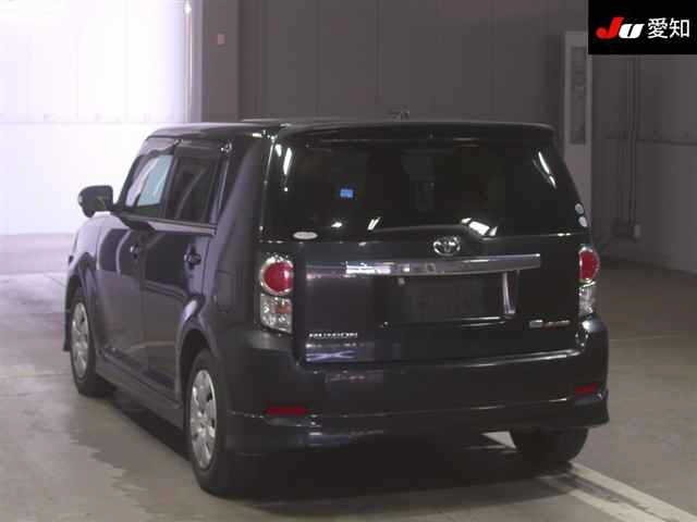 TOYOTA COROLLA RUMION 2011