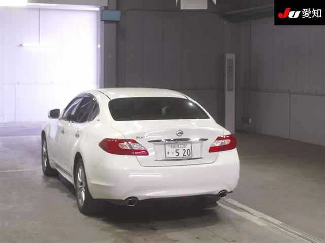 NISSAN FUGA 2014
