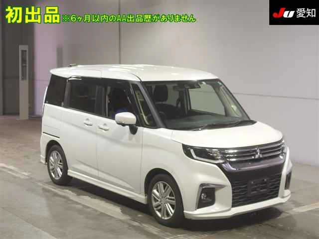 MITSUBISHI DELICA D2 2022