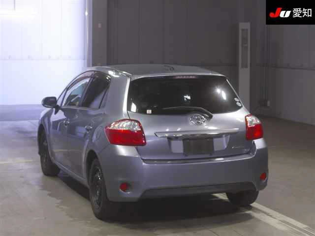 TOYOTA AURIS 2012