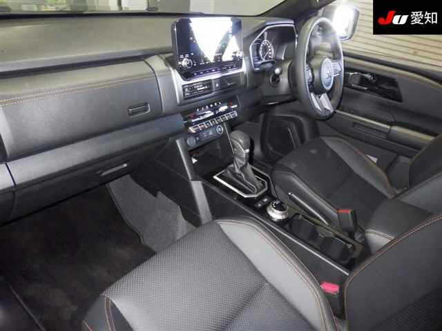 MITSUBISHI TRITON 2025