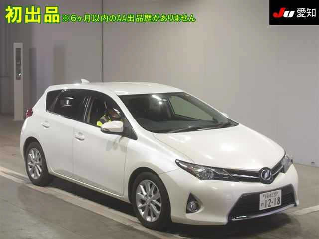 TOYOTA AURIS 2012