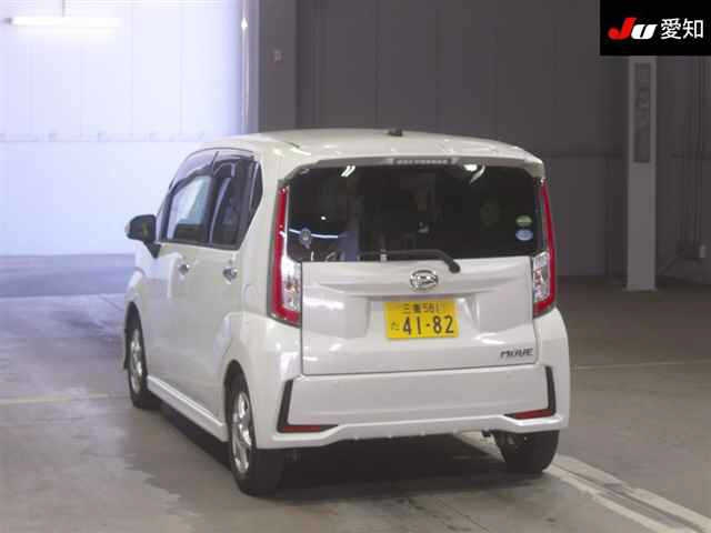 DAIHATSU MOVE 2015