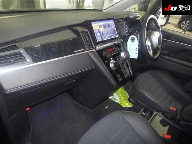 MITSUBISHI DELICA D5 2024