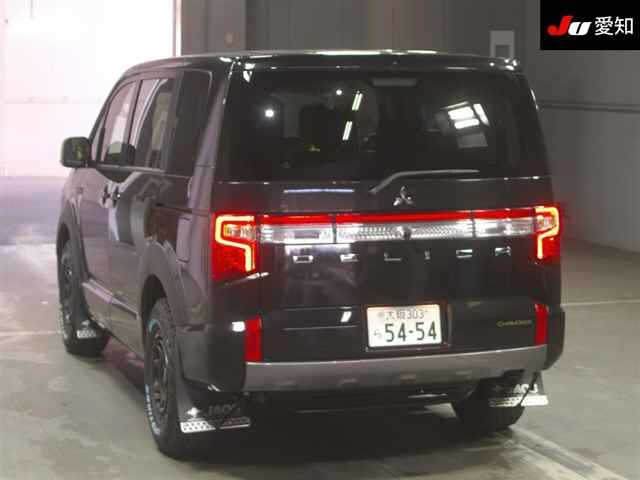 MITSUBISHI DELICA D5 2024