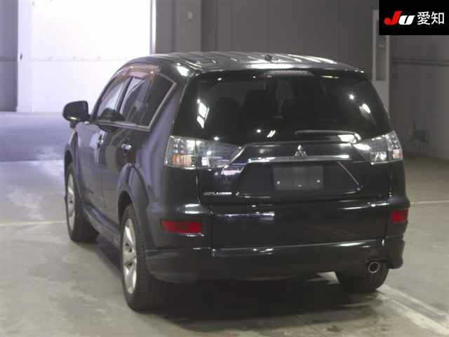 MITSUBISHI OUTLANDER 2011
