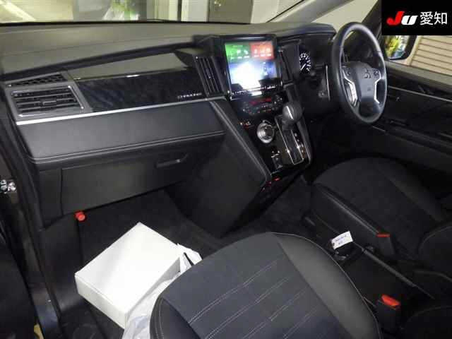 MITSUBISHI DELICA D5 2024