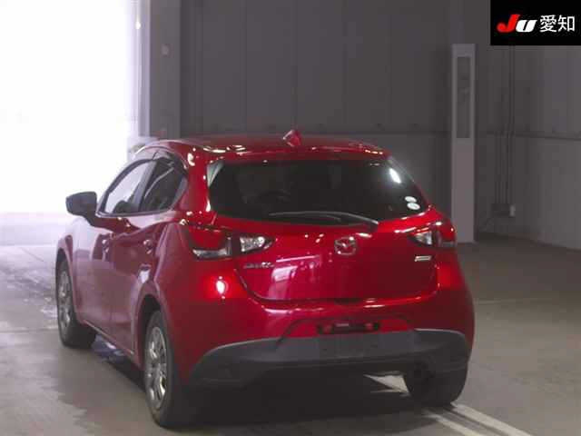 MAZDA DEMIO 2016