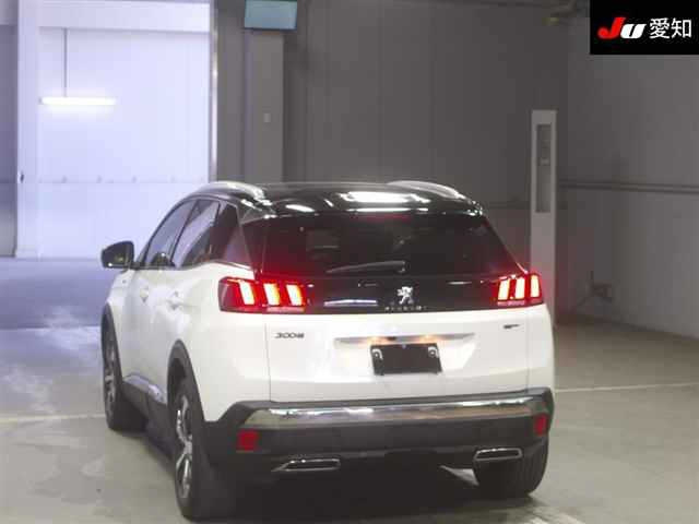 PEUGEOT 3008 2017