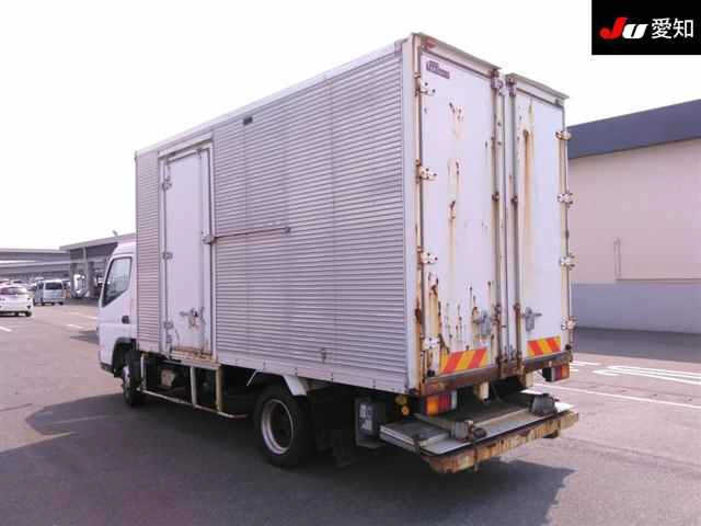 MITSUBISHI CANTER 2012
