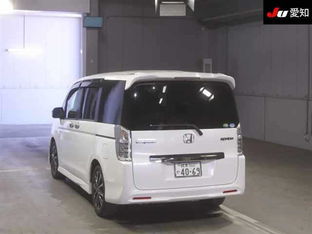 HONDA STEP WAGON 2013