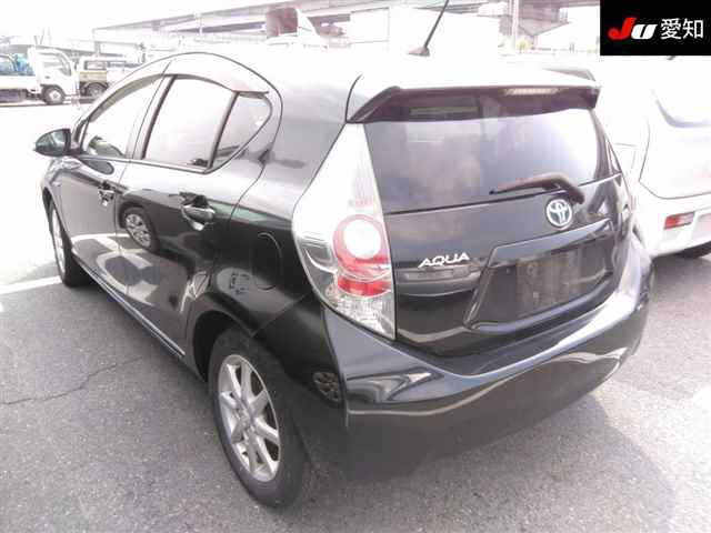 TOYOTA AQUA 2013