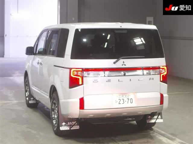 MITSUBISHI DELICA D5 2024